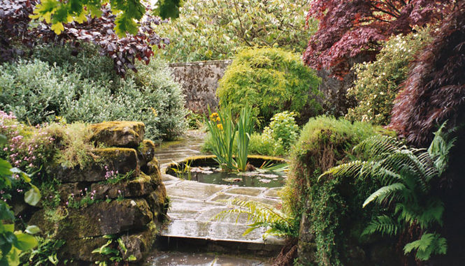 The Hill House garden